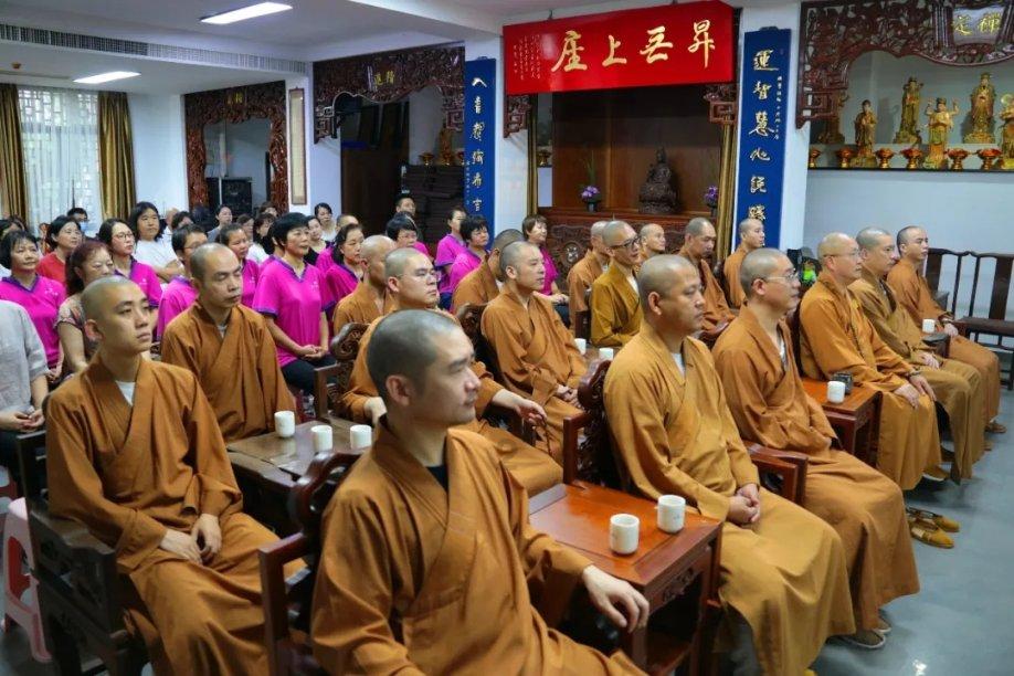 荆棘王座